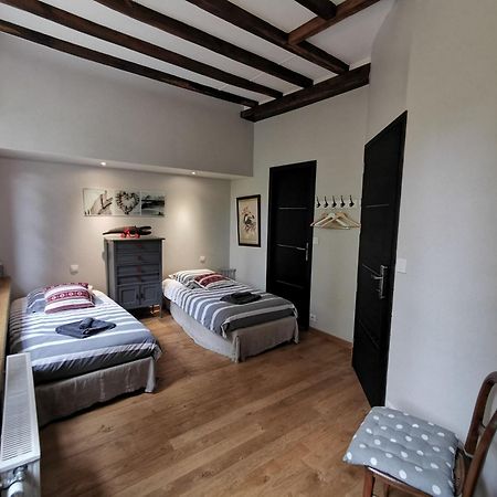 Le Petit Moulin Bed & Breakfast Faverelles Ruang foto