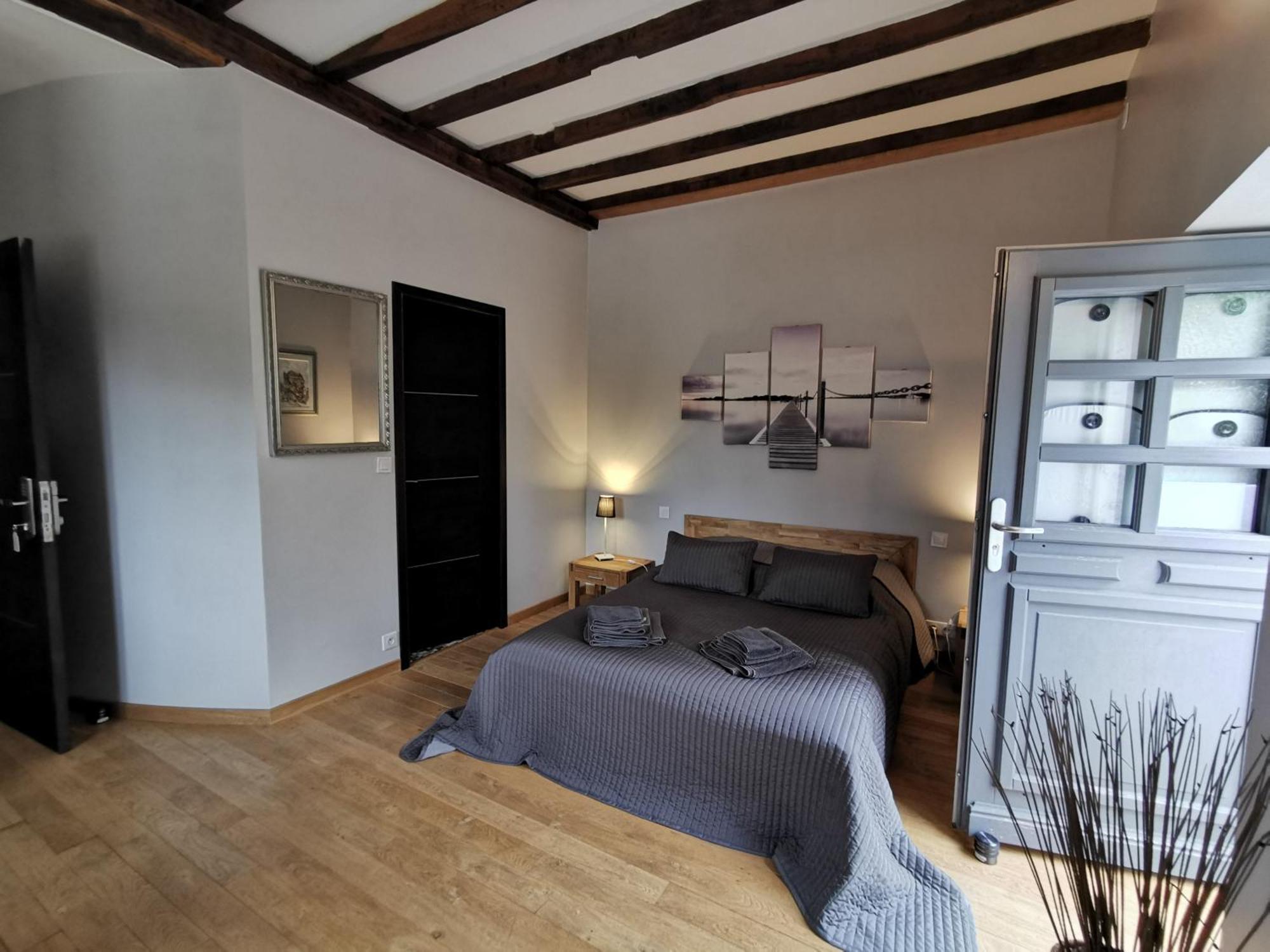Le Petit Moulin Bed & Breakfast Faverelles Ruang foto