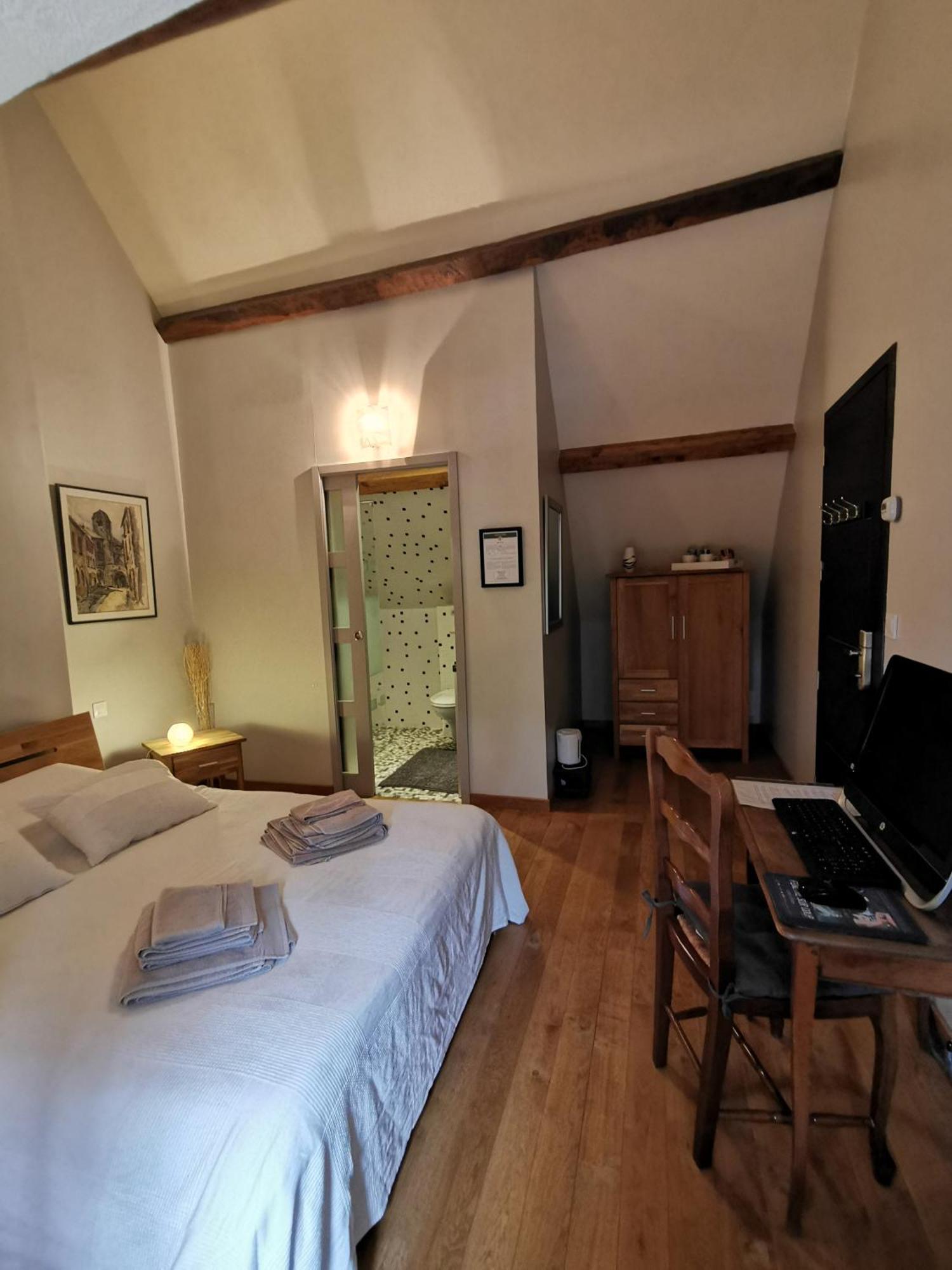 Le Petit Moulin Bed & Breakfast Faverelles Ruang foto