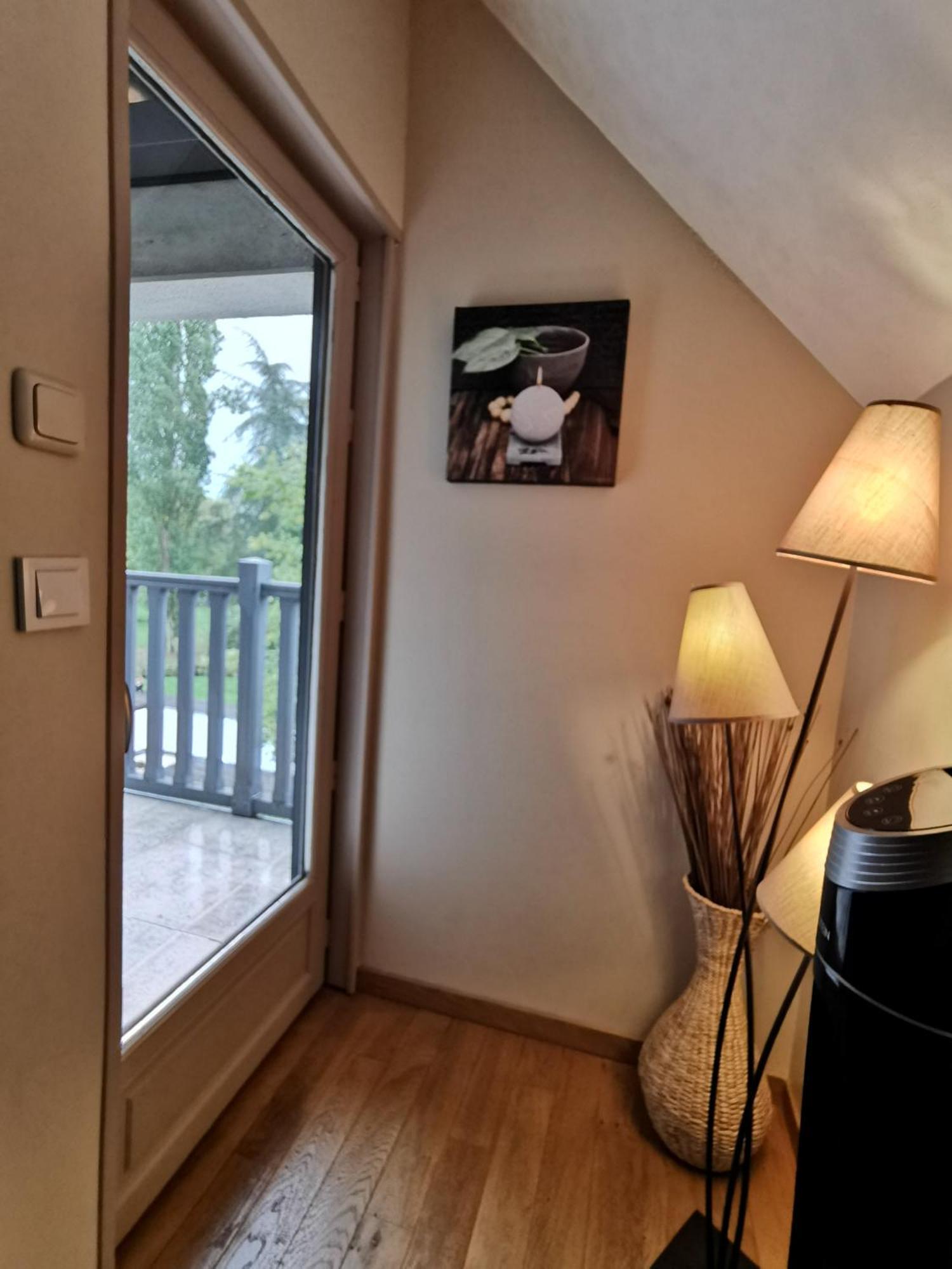 Le Petit Moulin Bed & Breakfast Faverelles Ruang foto