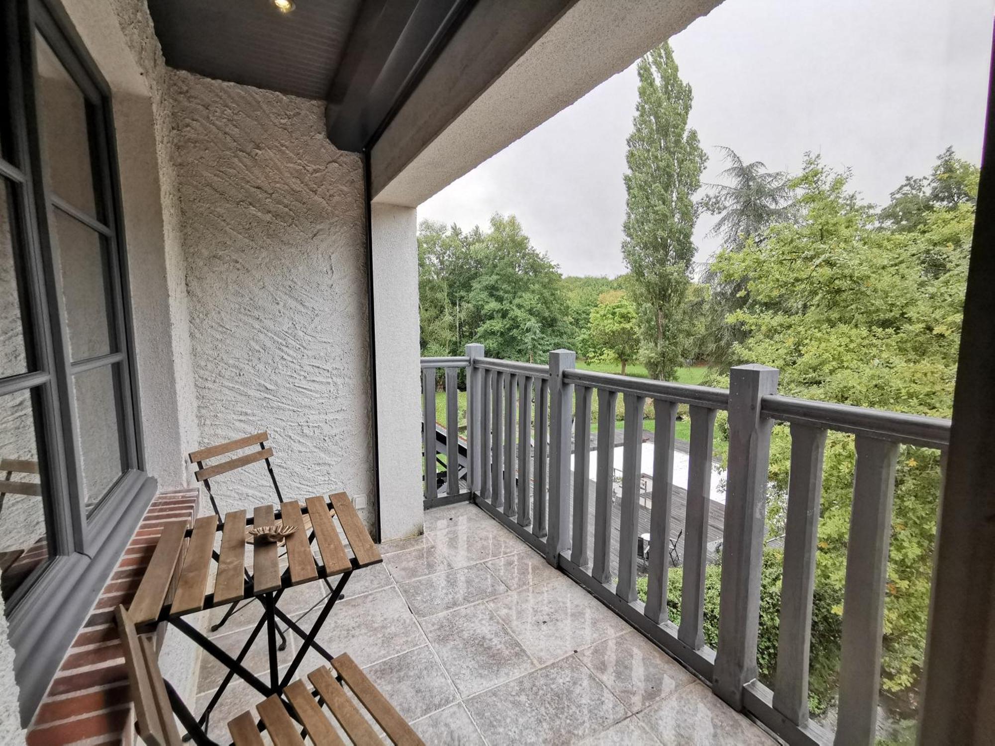 Le Petit Moulin Bed & Breakfast Faverelles Ruang foto
