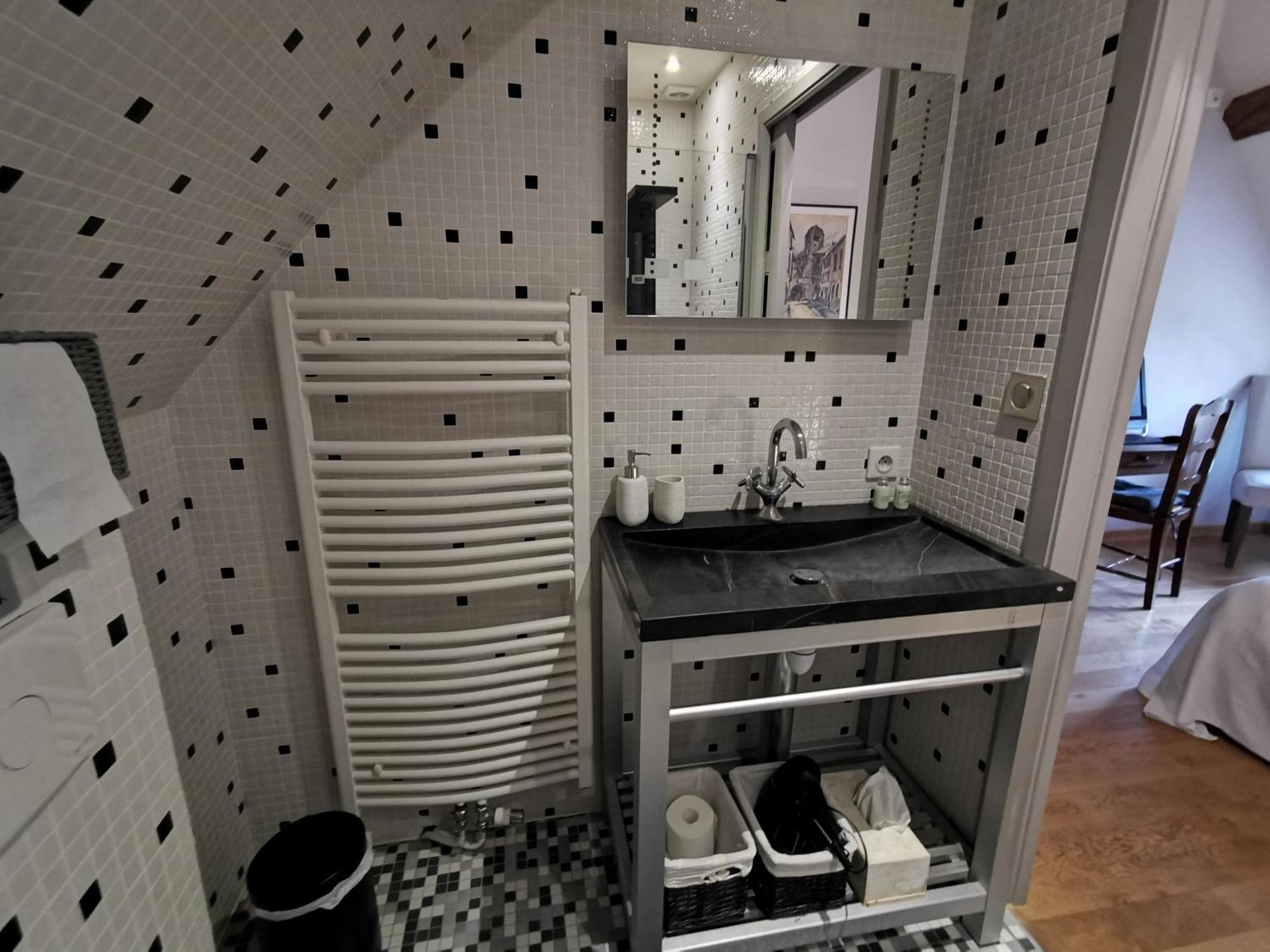 Le Petit Moulin Bed & Breakfast Faverelles Ruang foto